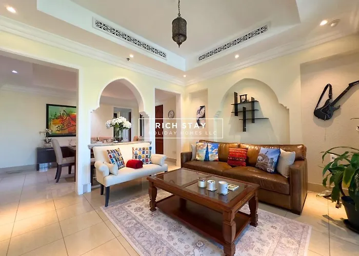Spectacular 2Br In Souk Al Bahar, Downtown With Burj & Dubai Mall View By Rich Stay