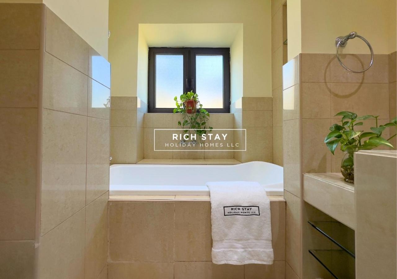 Spectacular 2br In Souk Al Bahar, Downtown With Burj & Mall View By Rich شقة